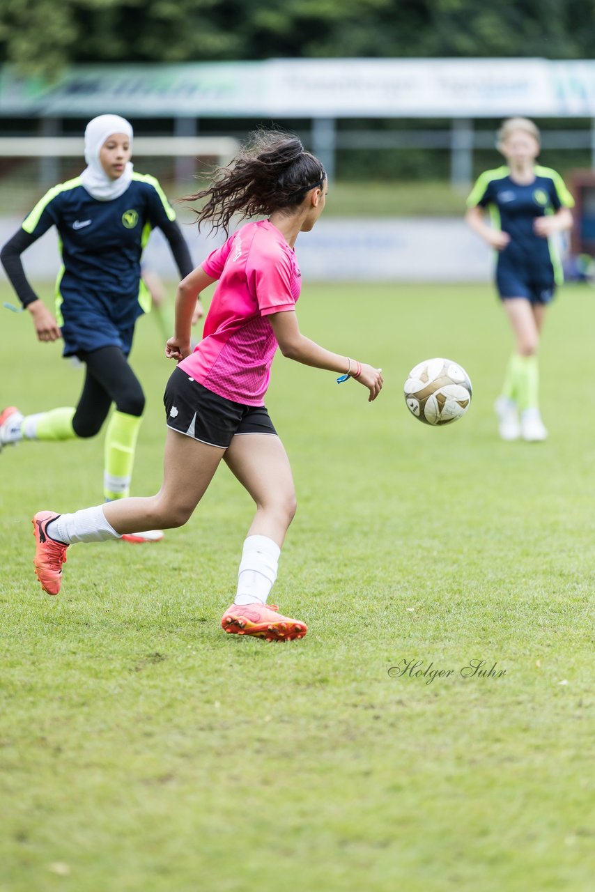 Bild 201 - Loewinnen Cup